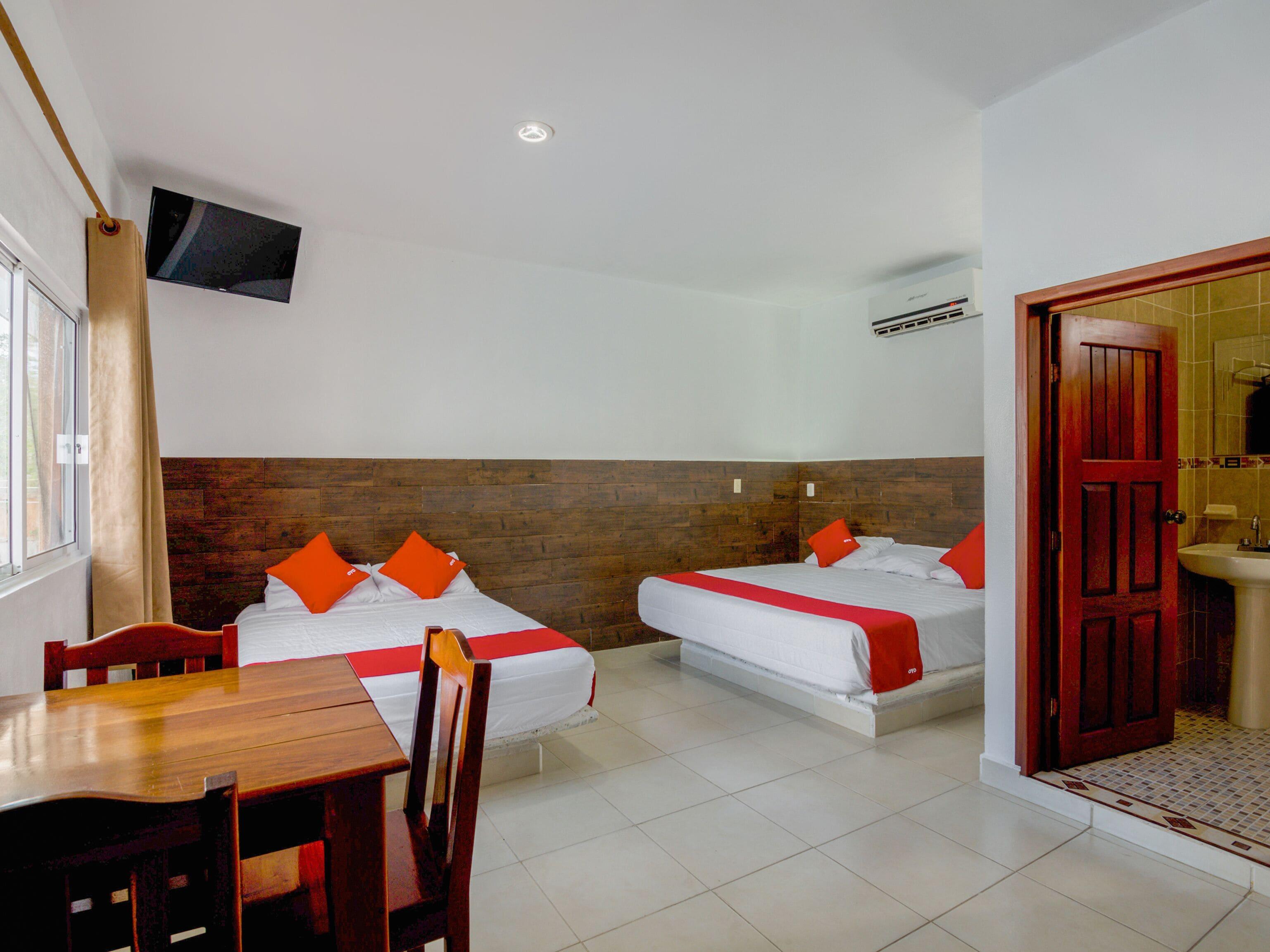 Hotel Oyo Palma Real