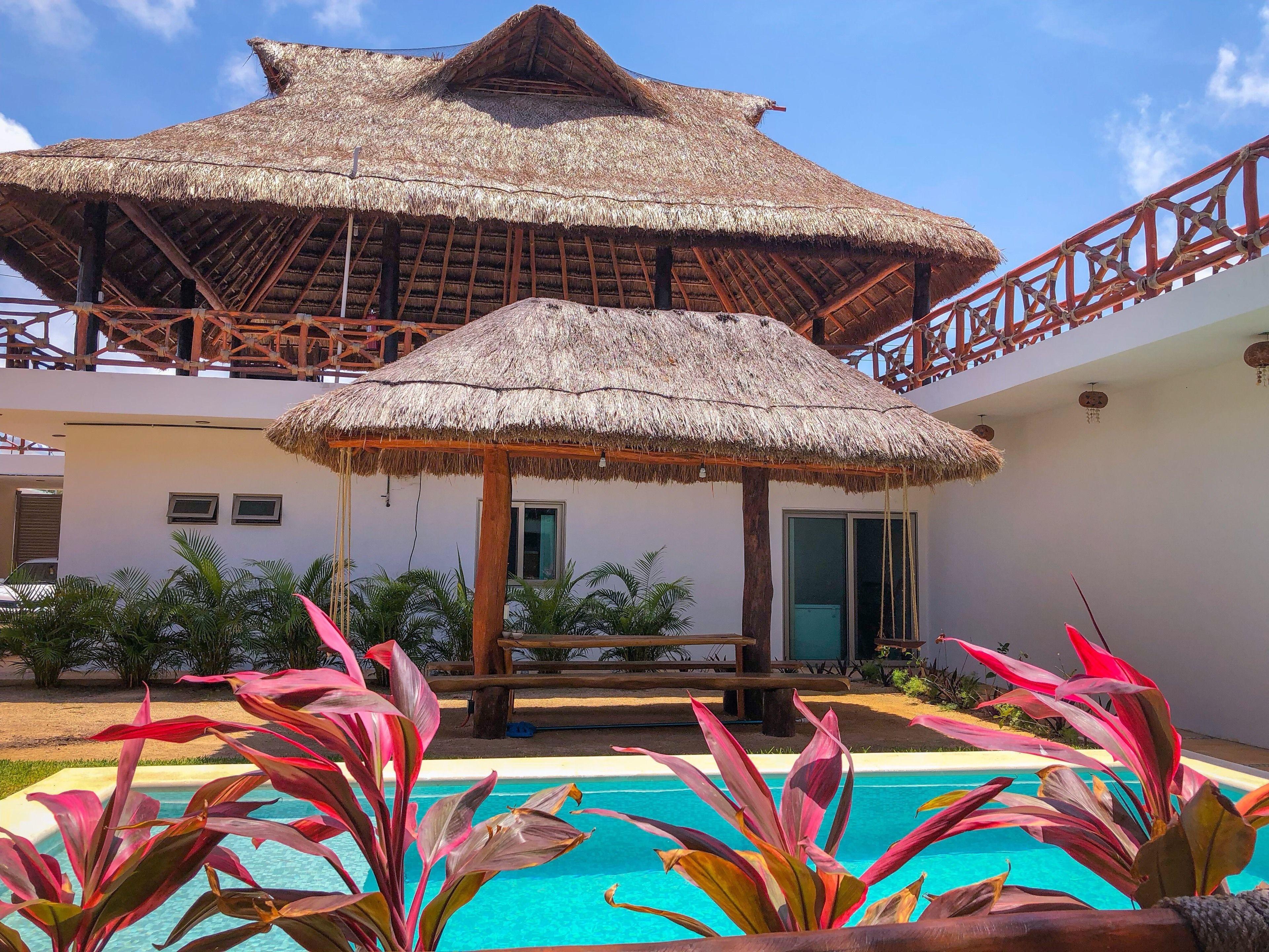 Hacienda Dos Ojos Hotel