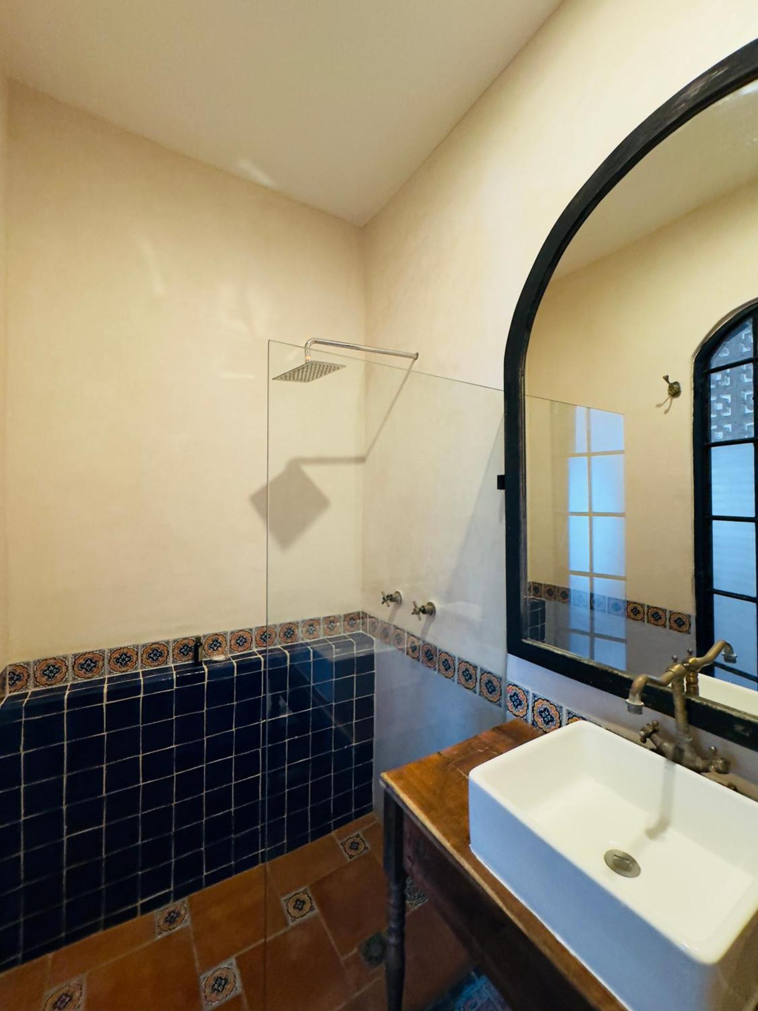 Centro, Party Hotel *