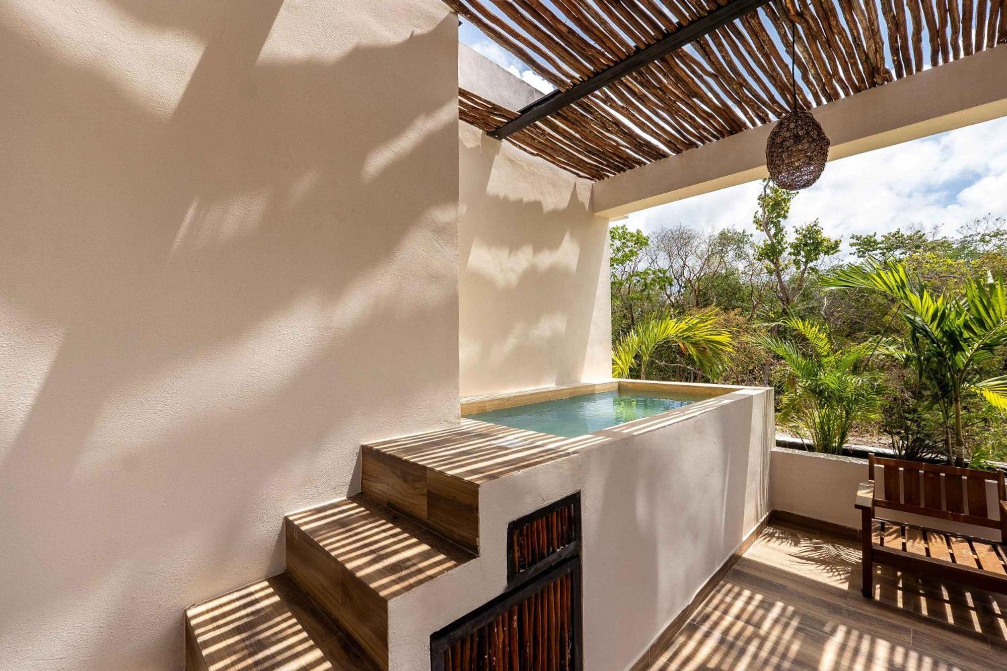 Chic 6br Dual With 4 Private Pools & Concierge * Tulum