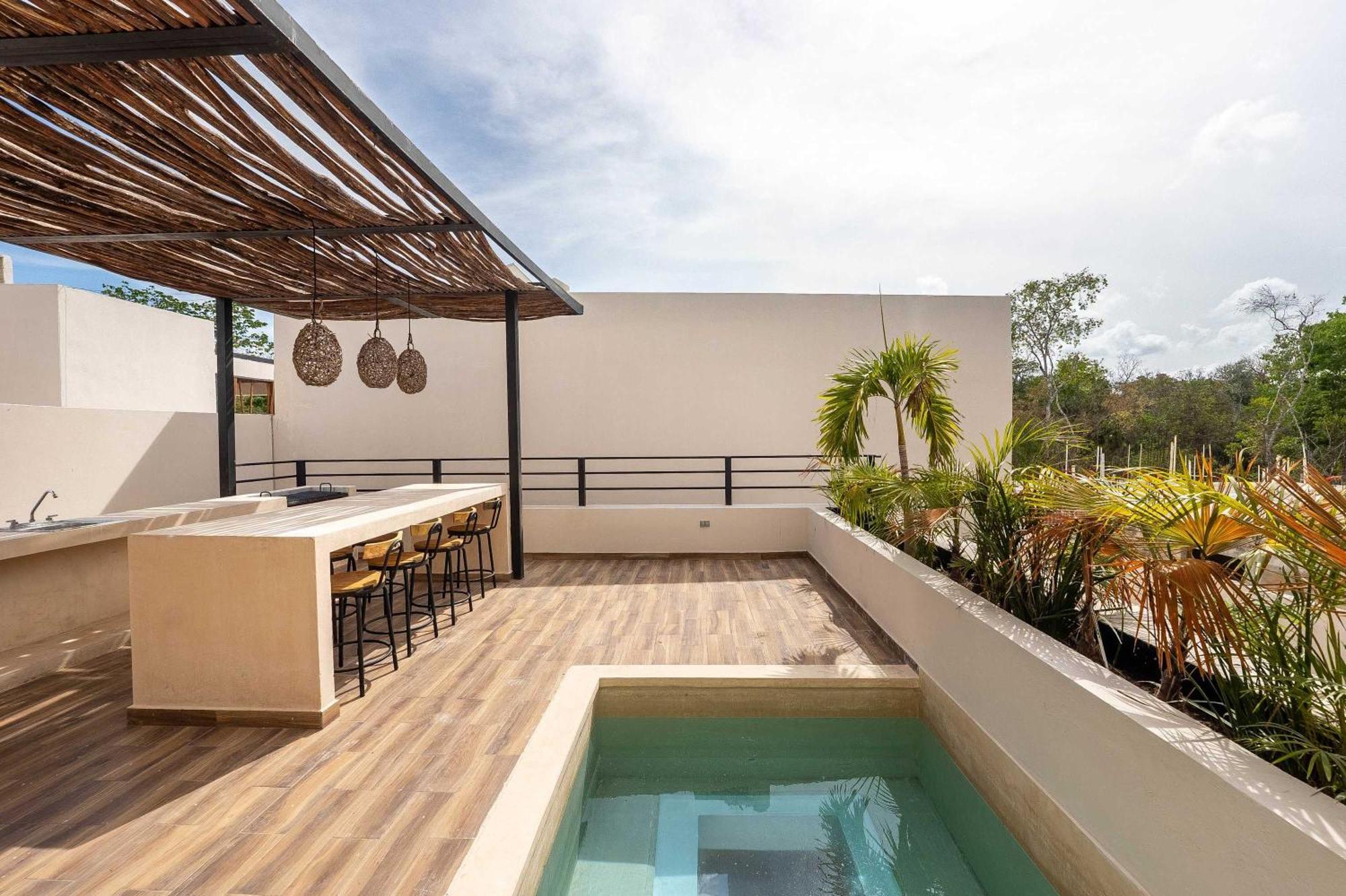 Chic 6br Dual With 4 Private Pools & Concierge * Tulum