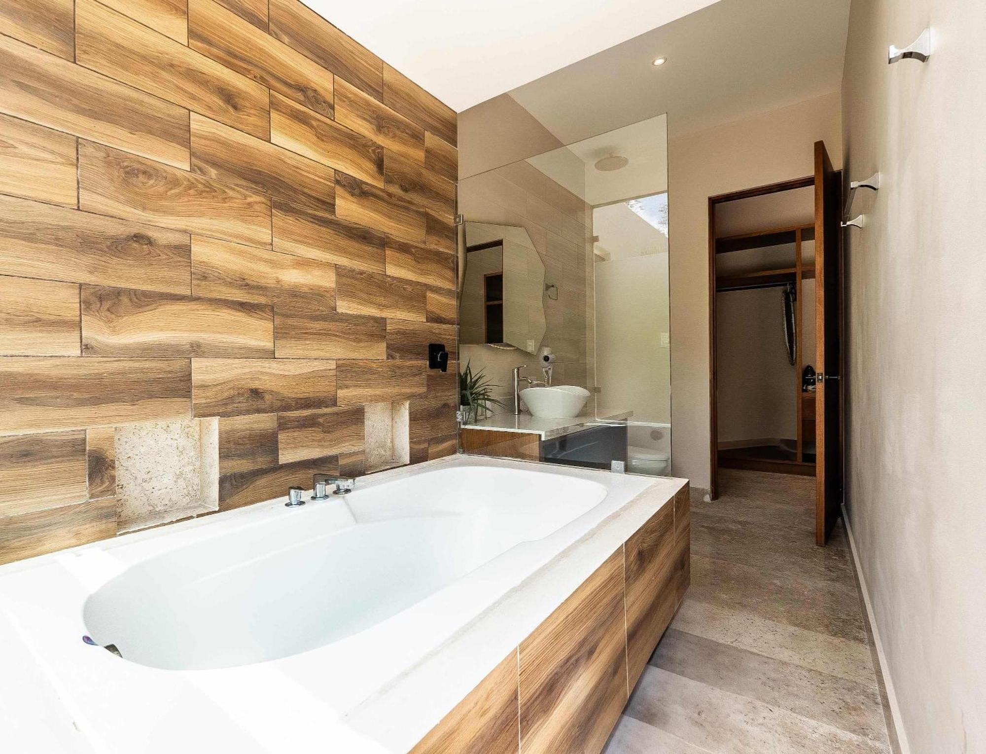 Villa Chic 6br Dual With 4 Private Pools & Concierge Tulum