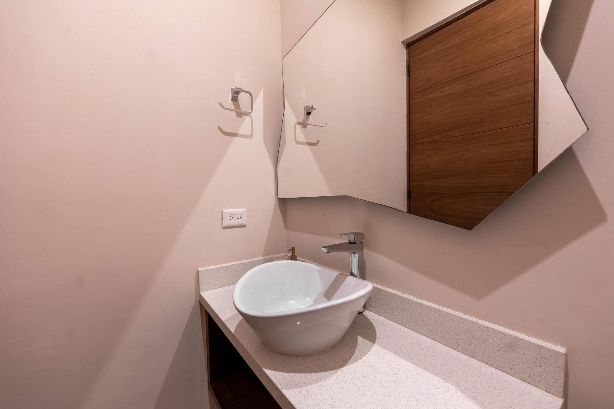 Villa Chic 6br Dual With 4 Private Pools & Concierge Tulum