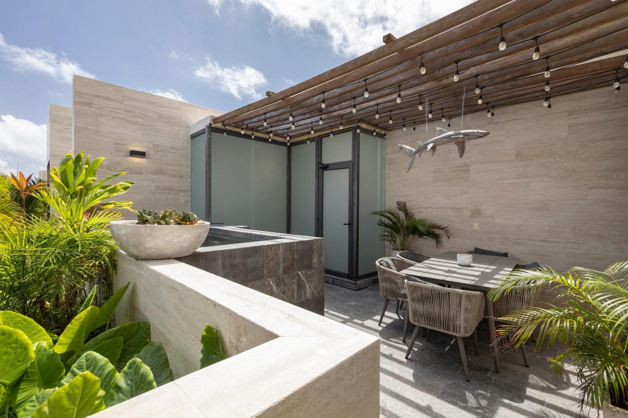 Mistiq Aparthotel Tulum