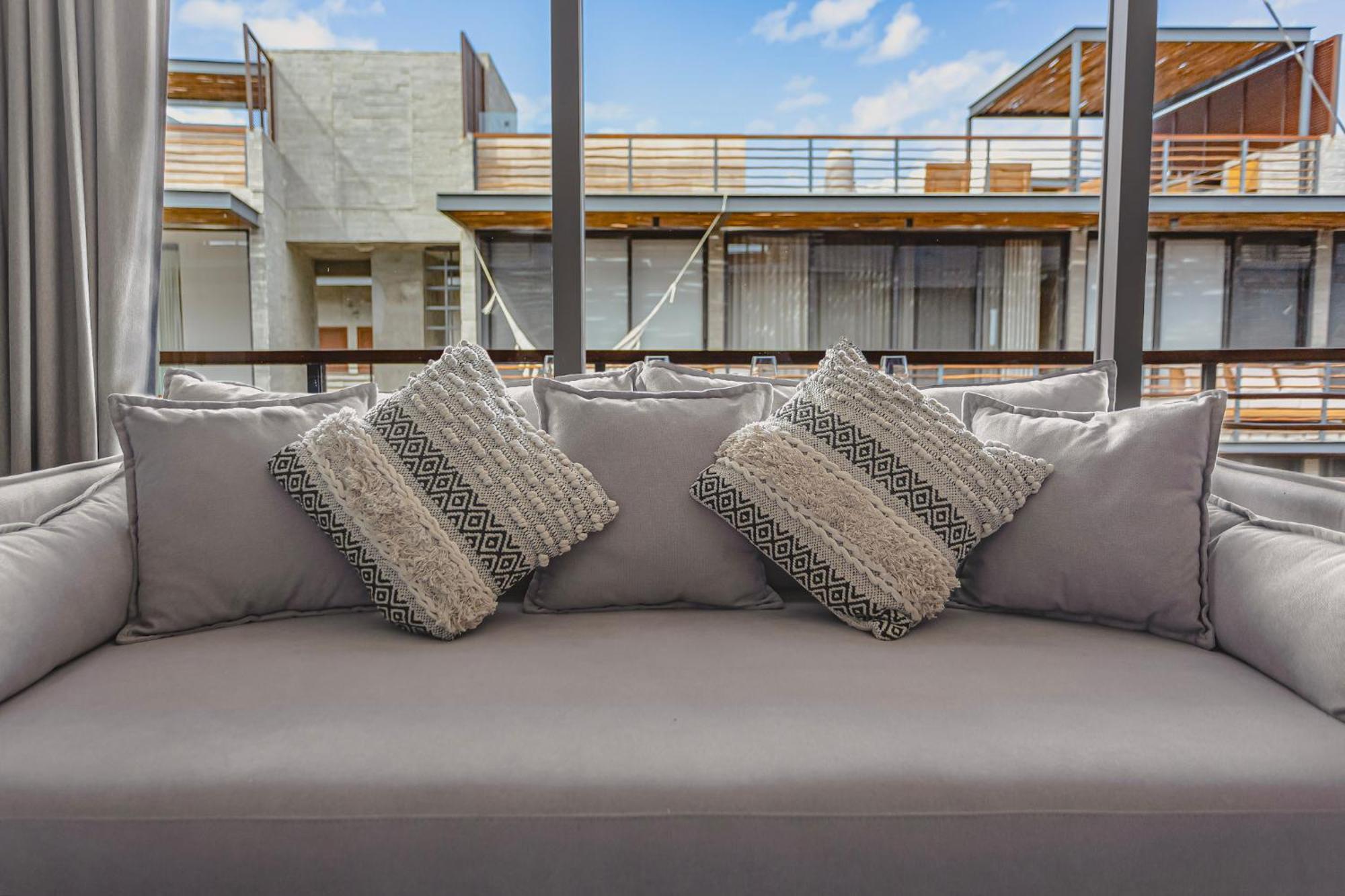 Luxury Loft - Jacuzzi, Gym, Sauna, Infinity-pool, Jungle View Apartment *