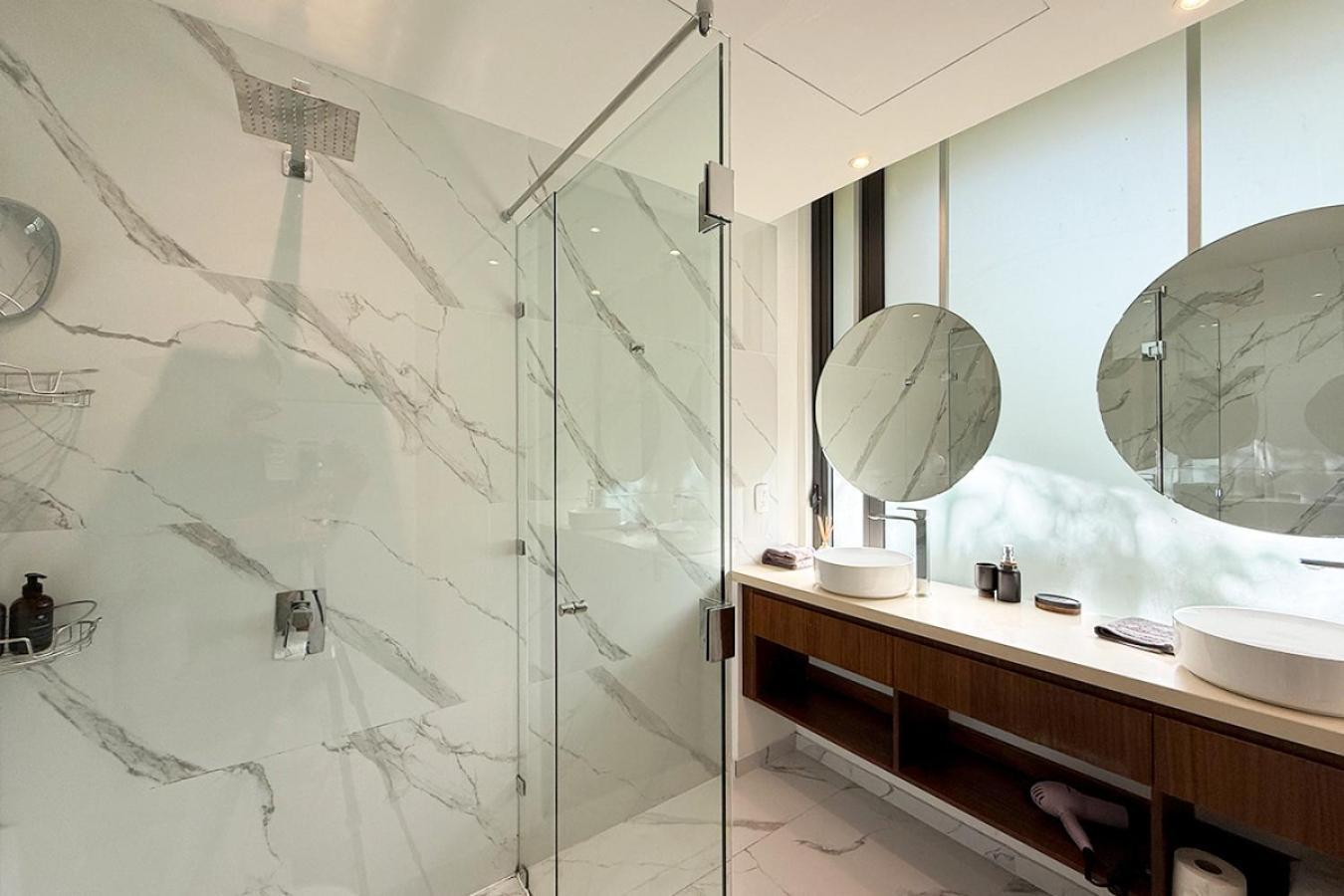 Resort-style 2-bedroom | Balcony, Pool, Gym & At Mistiq Apartment *