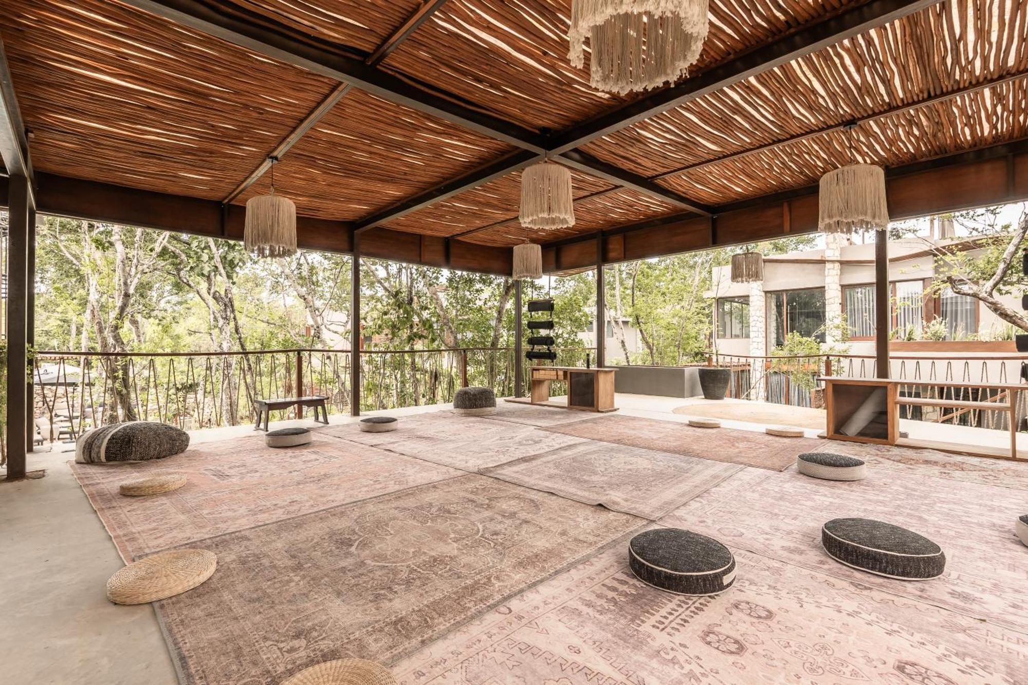 Siwa Jungle-luxury 2br Retreat With Private Roofto Apartment *