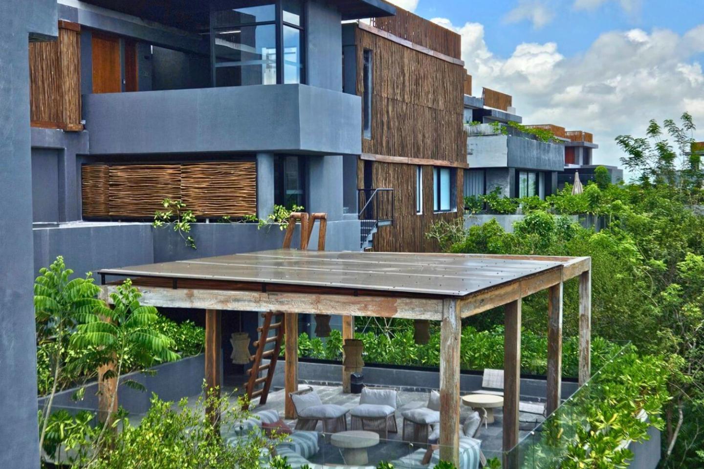 Humana Luxury Private Pool & Huge Terrace