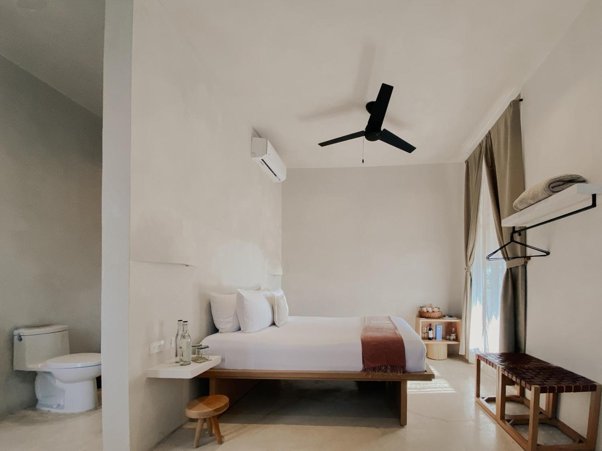 Panamera Hotel 4*