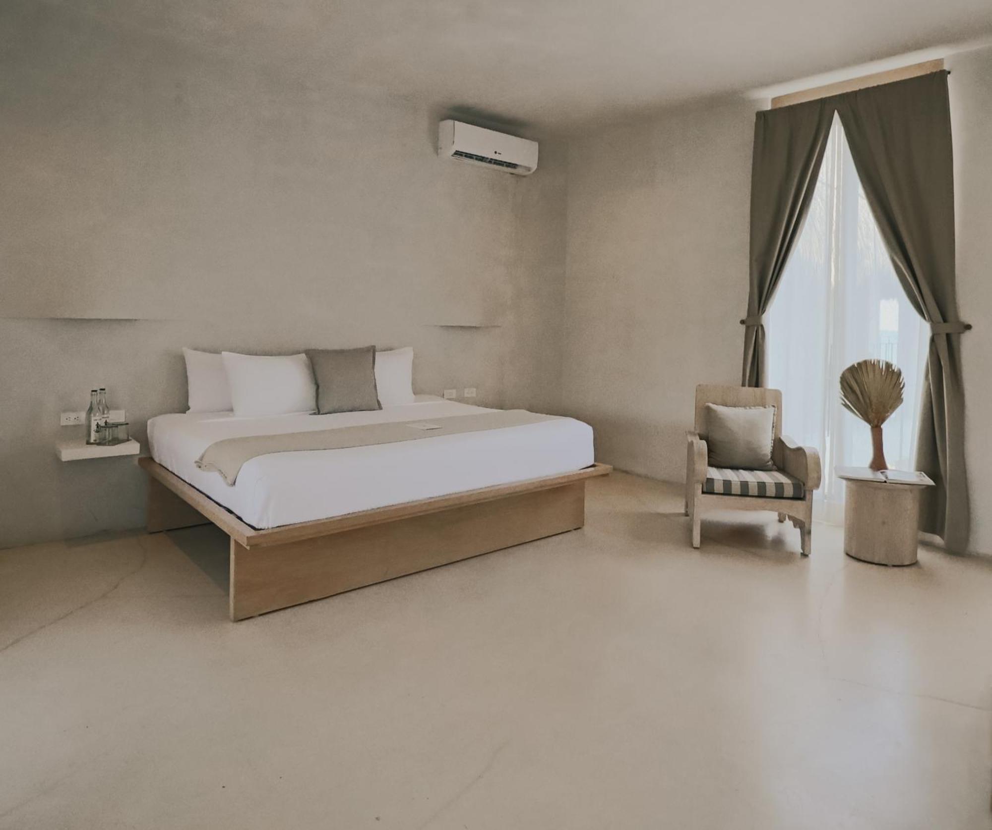 Panamera Hotel 4*