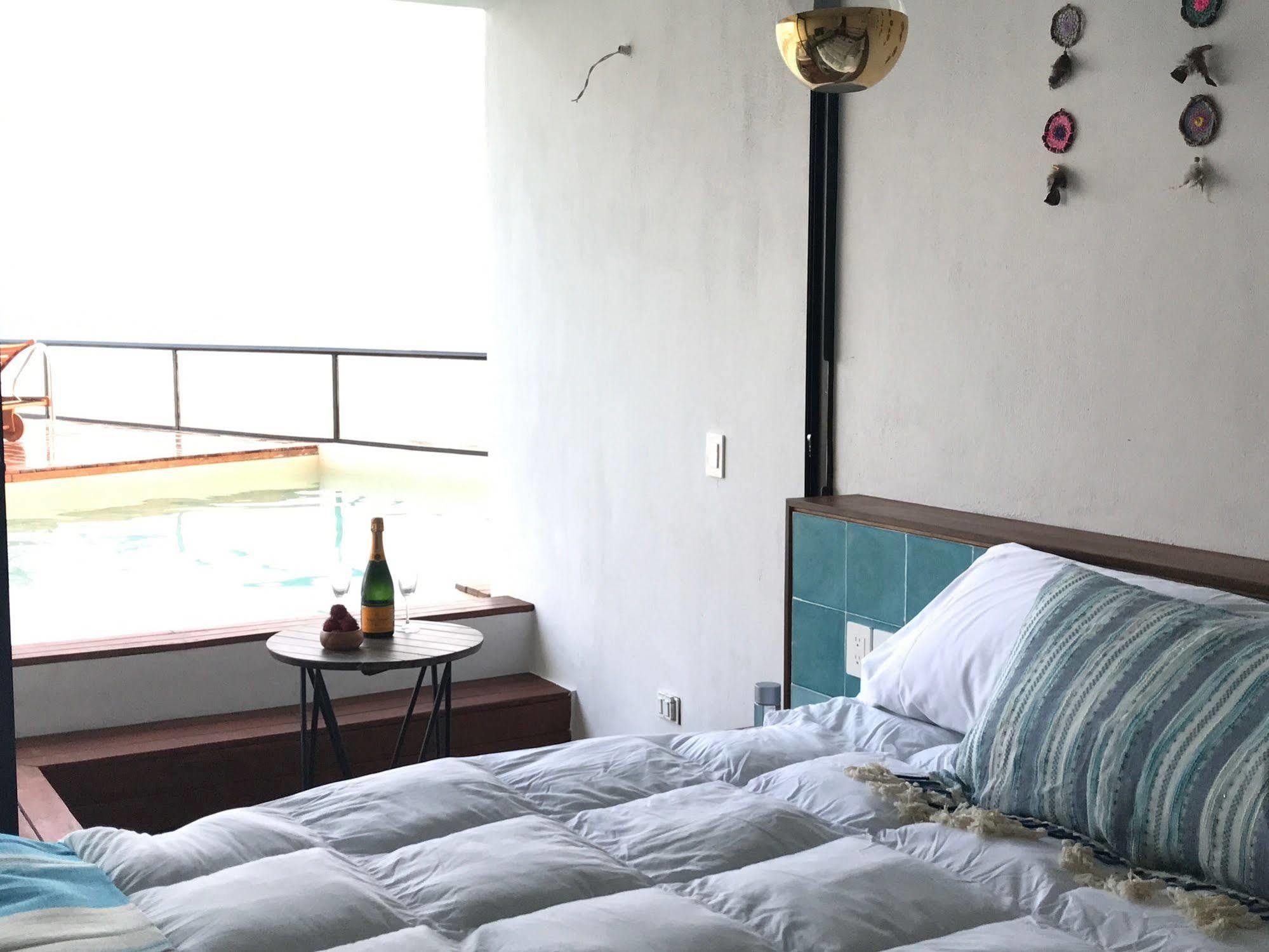 O' Adults Only Hotel