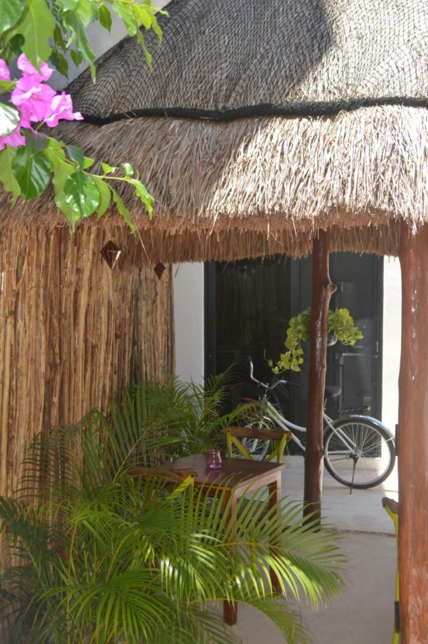 Tua Large Comfortable Pool Parking Space * Tulum