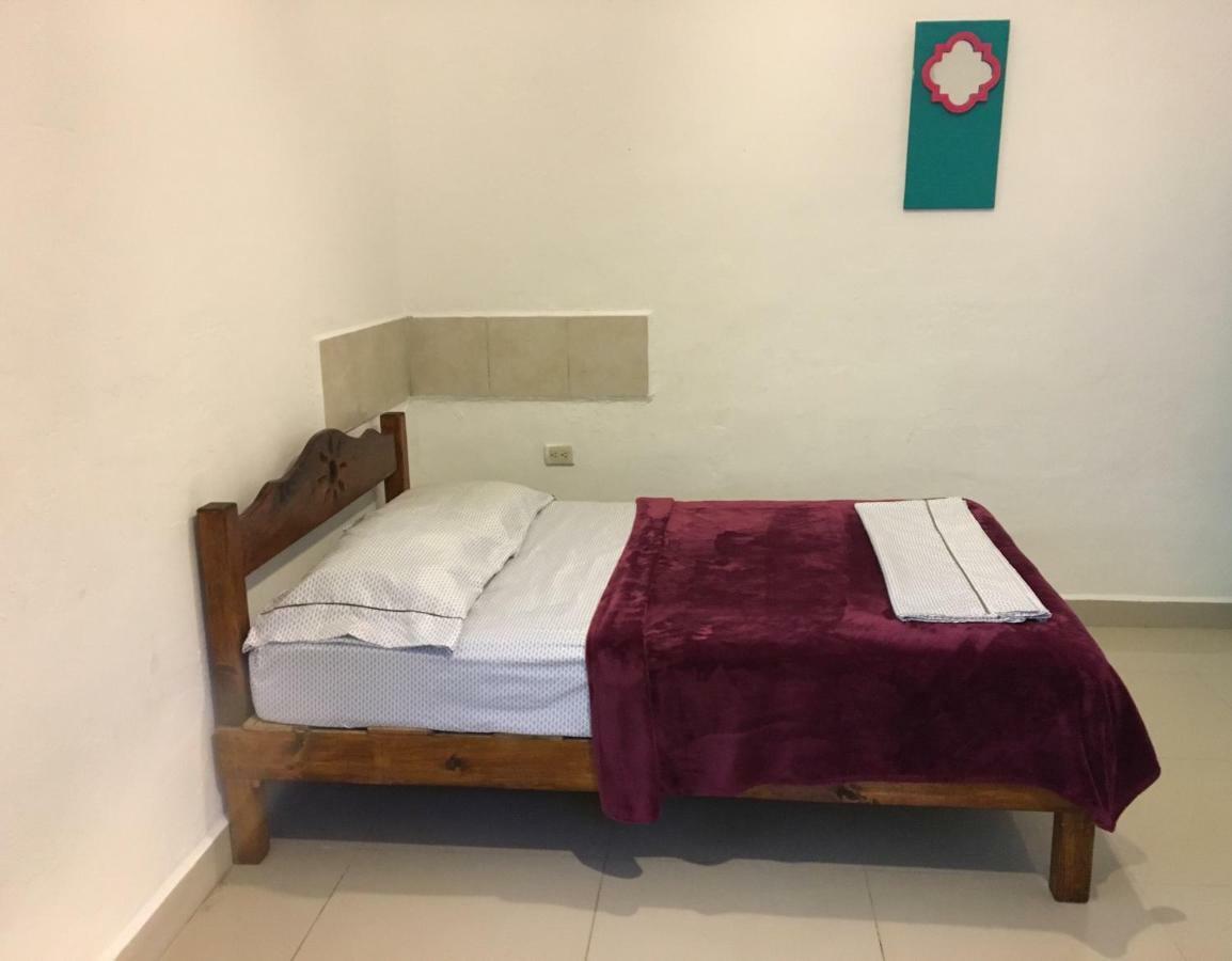 Cha Cha Cha Hostel *