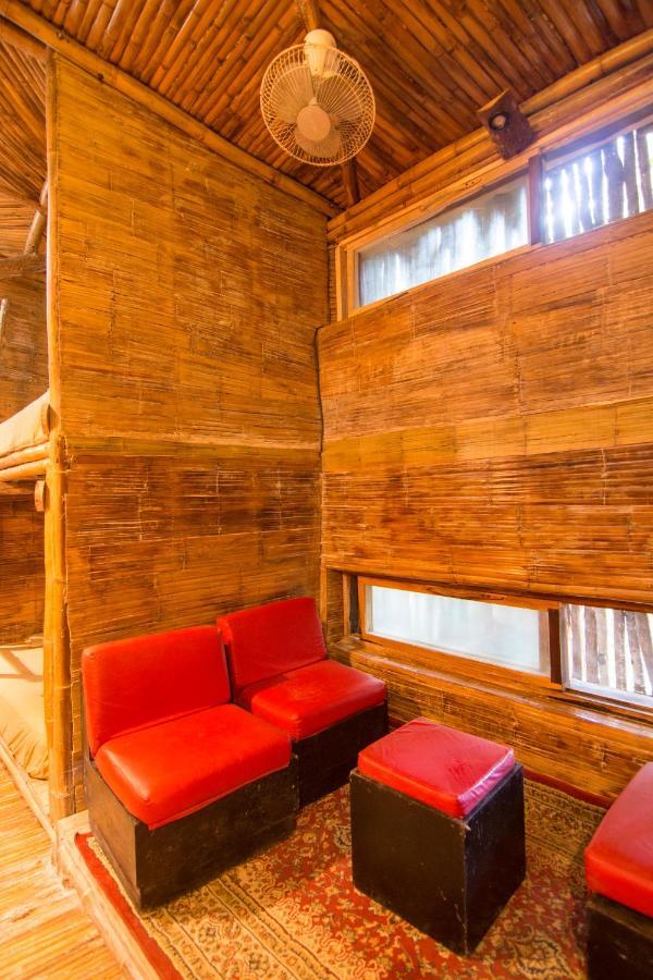 Hostel Bambu Gran Palas Hostal Party Tulum