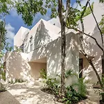 Kiki Tulum