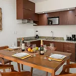 Apartamento And Penthouse Blue Luxury Kukulkan