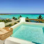 Soliman Bay Villa *