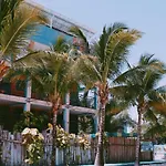 Andrea's 3* Tulum