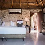 Playa Esperanza Hotel