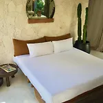 Vida Jungle Boho 14 With Special Fee To Access Bardo Apartment *