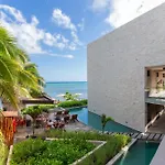 Hotel Alea
