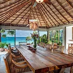 Mar Villa Right In Tulum Beach!