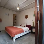 Primitive Selfcheck-in Adults Only 2*