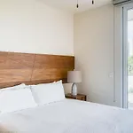 Tao Santamar F-204 Hotel