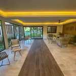 Exclusive Building Infinity Pool And Gym Restaurants And Bar District Nearby Tulum