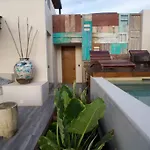 Stylish & Luxury Penthouse & Apartment, Private Pool, Private Hot Tub, Terrace And Roof At Jungle