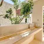 Tao Santamar F-204 Hotel *