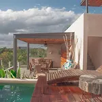 Stylish & Luxury Penthouse & Apartment, Private Pool, Private Hot Tub, Terrace And Roof At Jungle Apartamento *