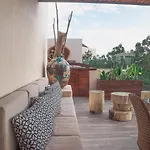 Stylish & Luxury Penthouse & Apartment, Private Pool, Private Hot Tub, Terrace And Roof At Jungle *