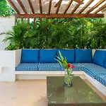 Luxury Private 3bed Villa, Garden, Pool,security Villa