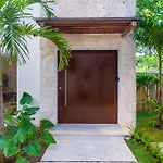 Luxury Private 3bed Villa, Garden, Pool,security Villa Tulum