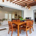 Luxury Private 3bed Villa, Garden, Pool,security * Tulum