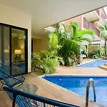 Crlstalida Swim Up & Free Bikes By Casa Paraiso *