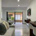 Menesse By Andiani Travel Apartamento *