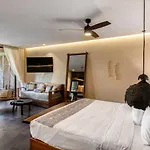Miraluna B223 At Luum Zama Hotel *