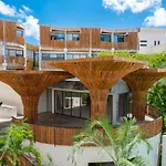 Adora Distinctive Residences Apartahotel *