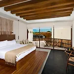 Adora Distinctive Residences