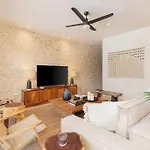 Villa La Privada Villa, Aldea Zama, *