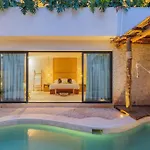 La Privada Villa, Aldea Zama, *