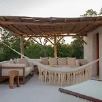 Villa La Privada Villa, Aldea Zama, *