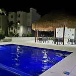 Espacioso Depto. - Next To Zamna Tulum