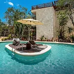 Private Rooftop Penthouse With Pool, Bbq & Jungle View