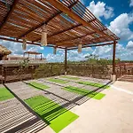 Apartamento Private Rooftop Penthouse With Pool, Bbq & Jungle View