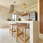Apartamento Private Rooftop Penthouse With Pool, Bbq & Jungle View *
