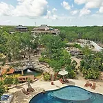 Private Rooftop Penthouse With Pool, Bbq & Jungle View