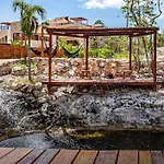 Apartamento Private Rooftop Penthouse With Pool, Bbq & Jungle View